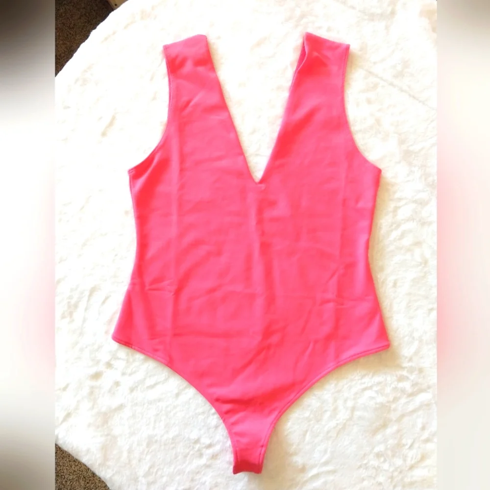 Free People Intimately. NWT. Size Large - Picture 4 of 8